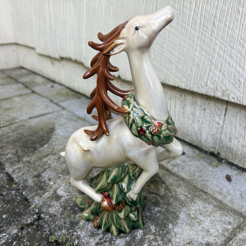 Vintage Cracker Barrel Holiday Garden Ceramic Jumping Reindeer Figurine Wreath